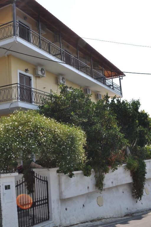 Villa Katerina Mpoukaris Exterior photo